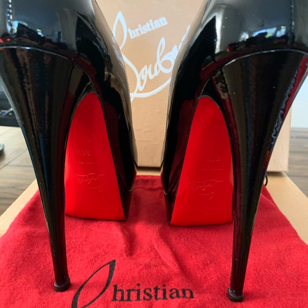 Christian Louboutin Black Patent Leather Platform Peep-Toe Pumps with Red Sole - Picture 6 of 11
